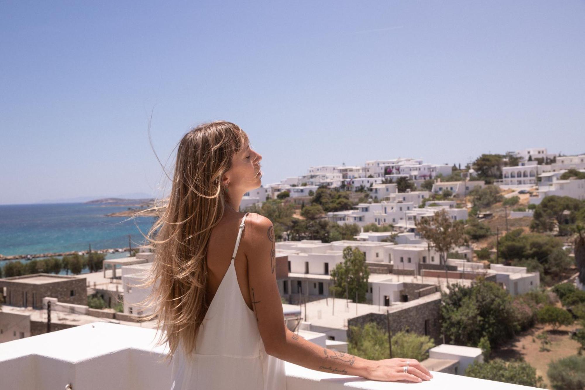 Aloni Hotel & Suites Piso Livadi Eksteriør bilde