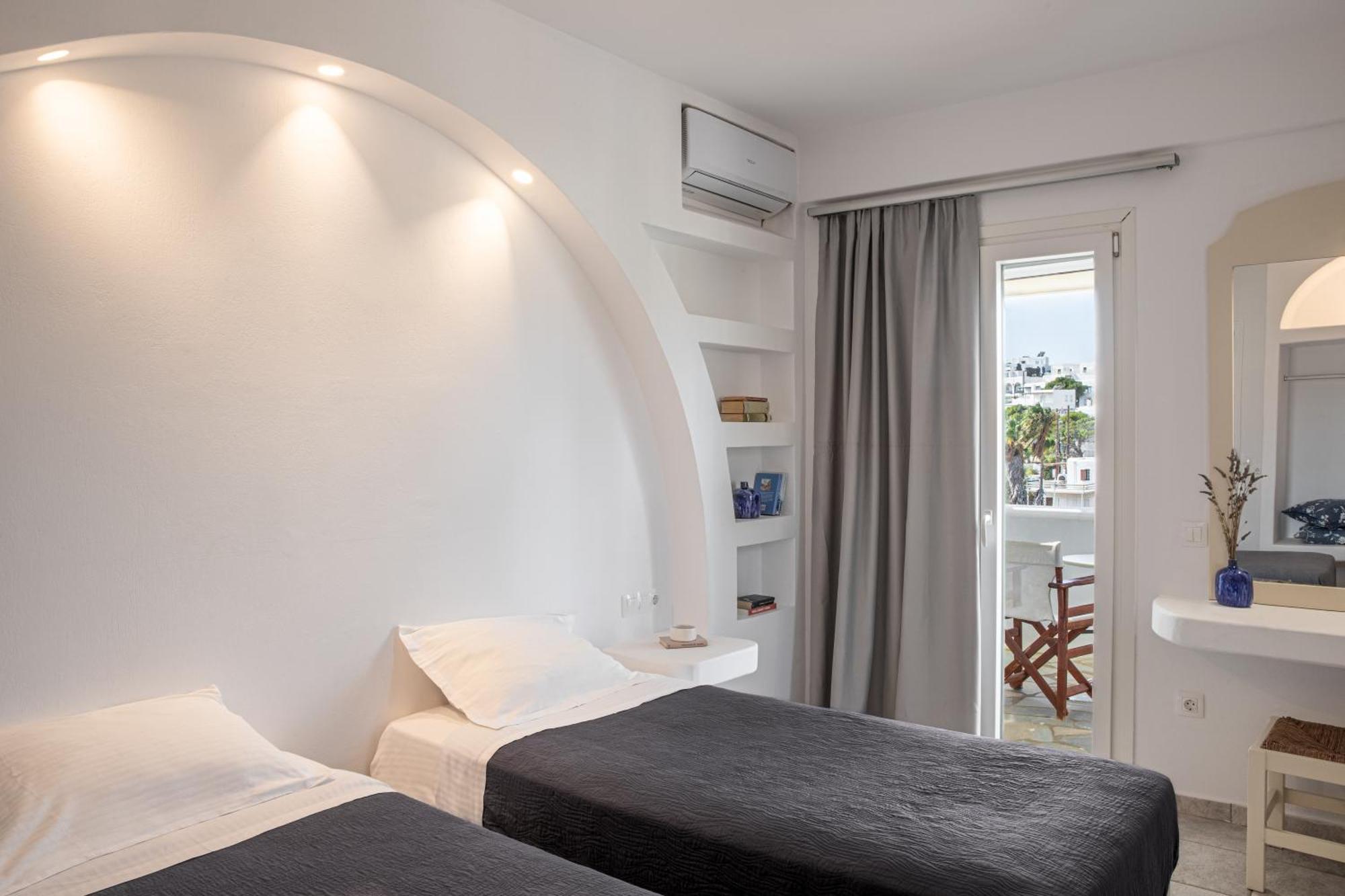 Aloni Hotel & Suites Piso Livadi Eksteriør bilde